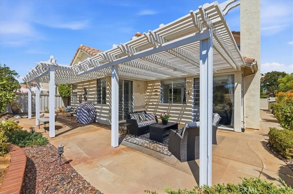 40643 Via Jalapa Murrieta, CA 92562