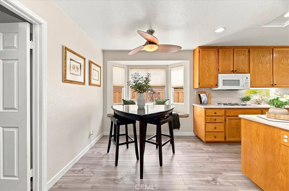 40643 Via Jalapa Murrieta, CA 92562