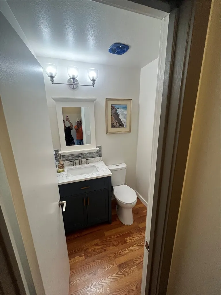 150 E Lakeshore Lake Elsinore, CA 92530