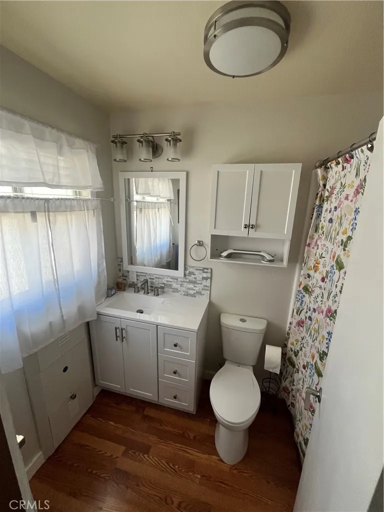 150 E Lakeshore Lake Elsinore, CA 92530