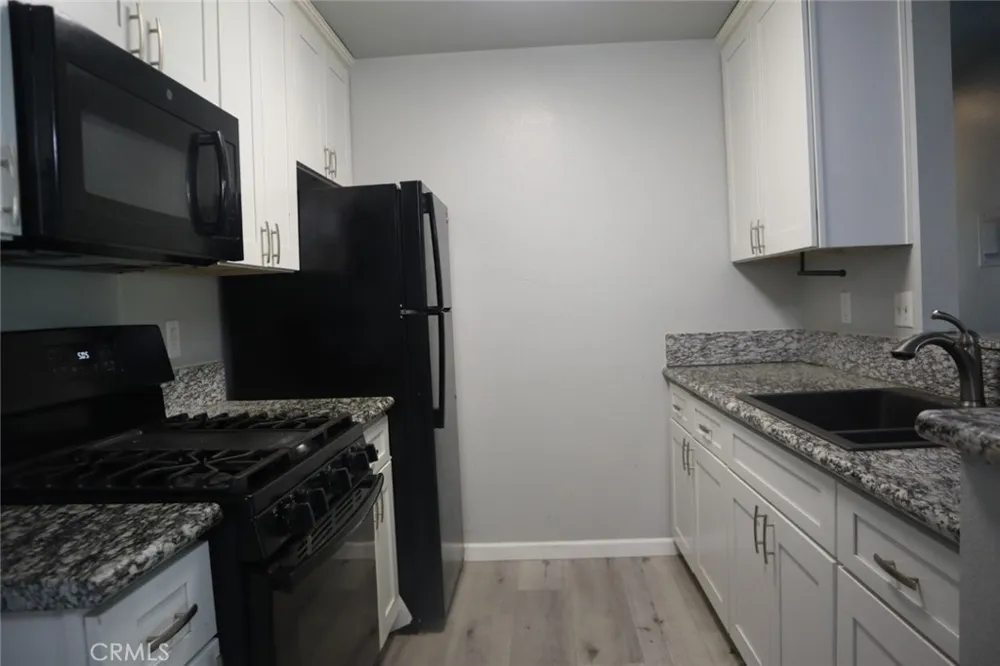 26200 Redlands Blvd. #18 Redlands, CA 92373