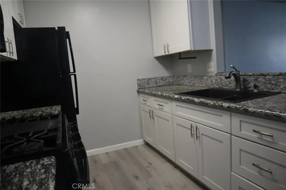 26200 Redlands Blvd. #18 Redlands, CA 92373