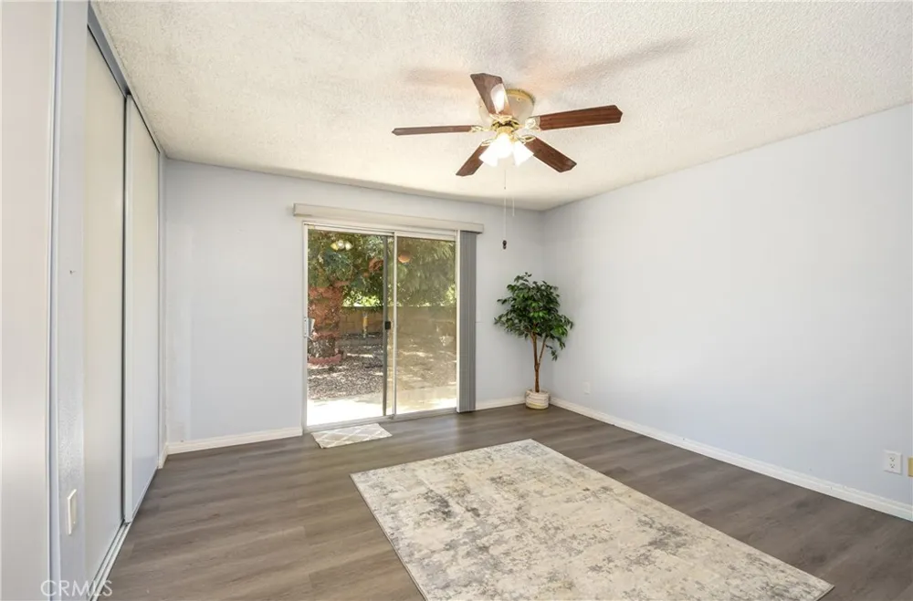 2115 Flame Tree Hemet, CA 92545