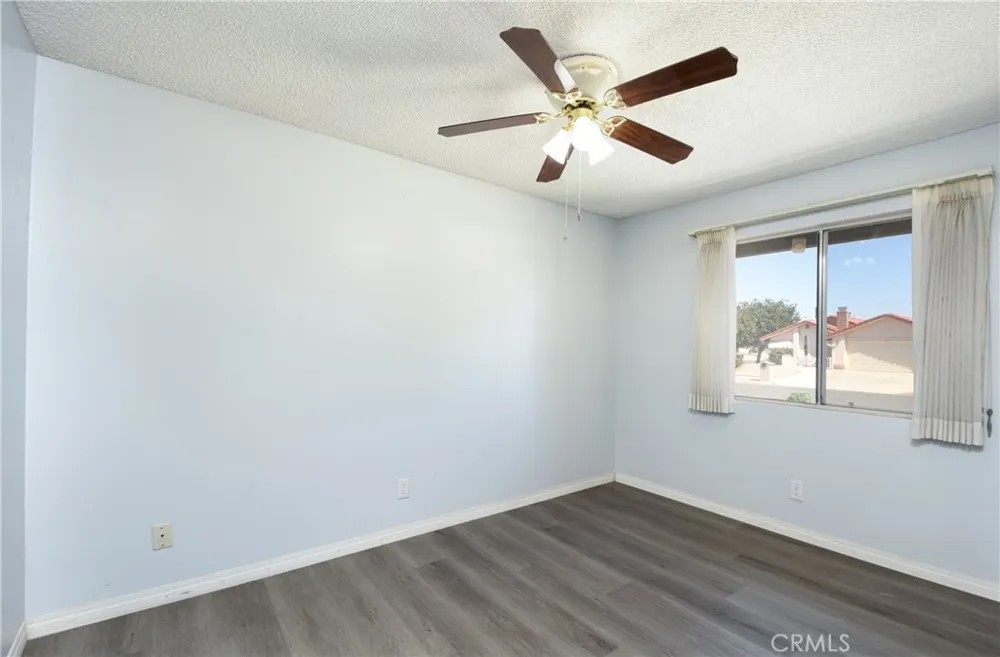 2115 Flame Tree Hemet, CA 92545