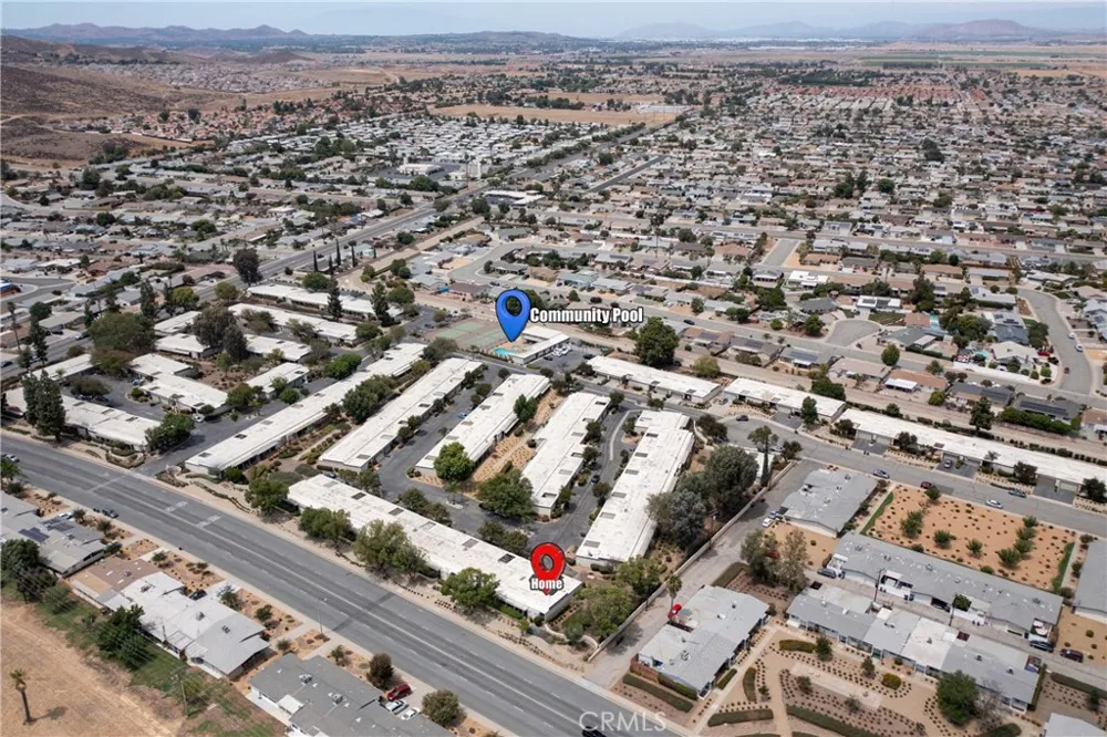 28317 Paseo Grande Sun City, CA 92586