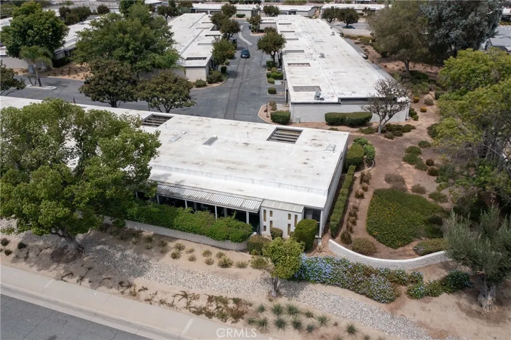 28317 Paseo Grande Sun City, CA 92586