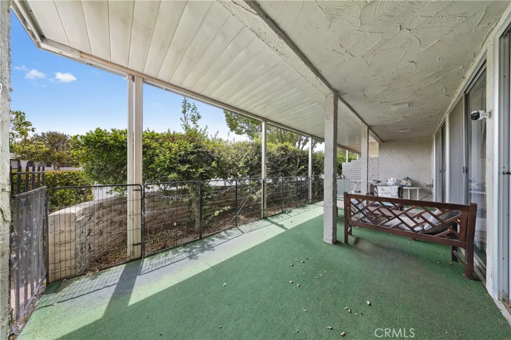 28317 Paseo Grande Sun City, CA 92586