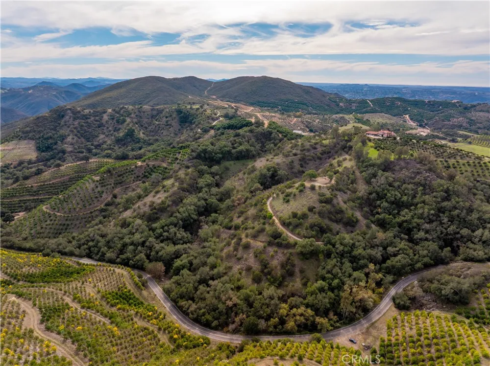 46121 Avenida Tierra Temecula, CA 92590