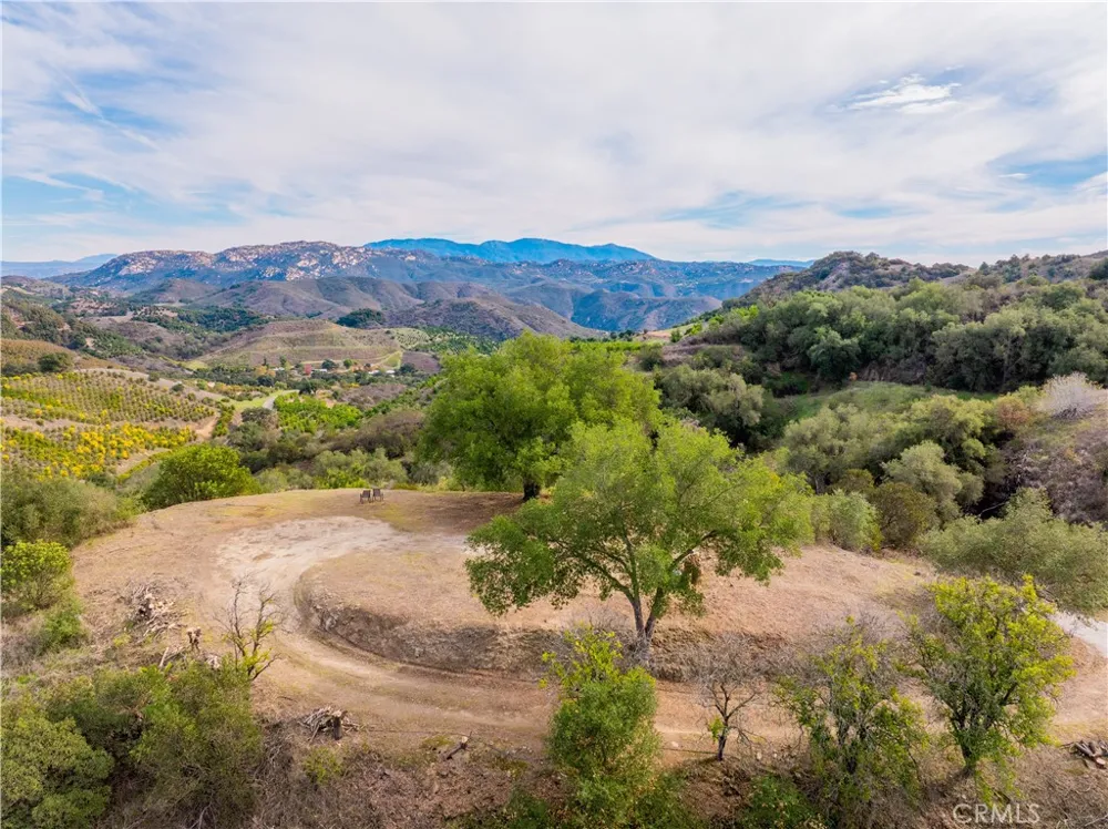 46121 Avenida Tierra Temecula, CA 92590