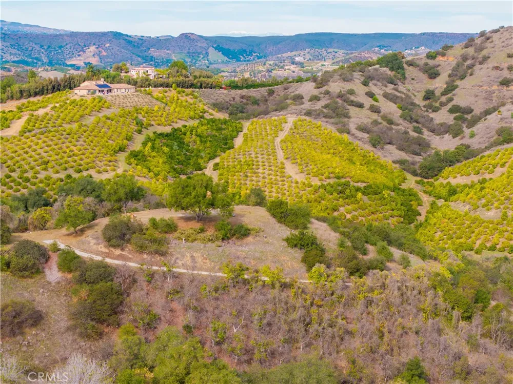 46121 Avenida Tierra Temecula, CA 92590