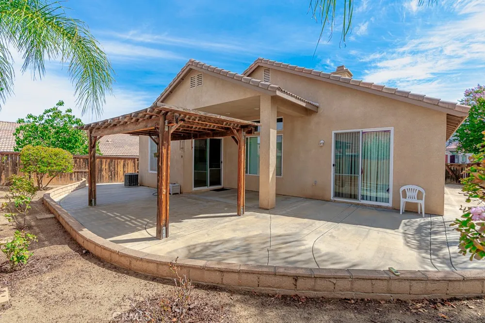14741 White Mountain Way Moreno Valley, CA 92555