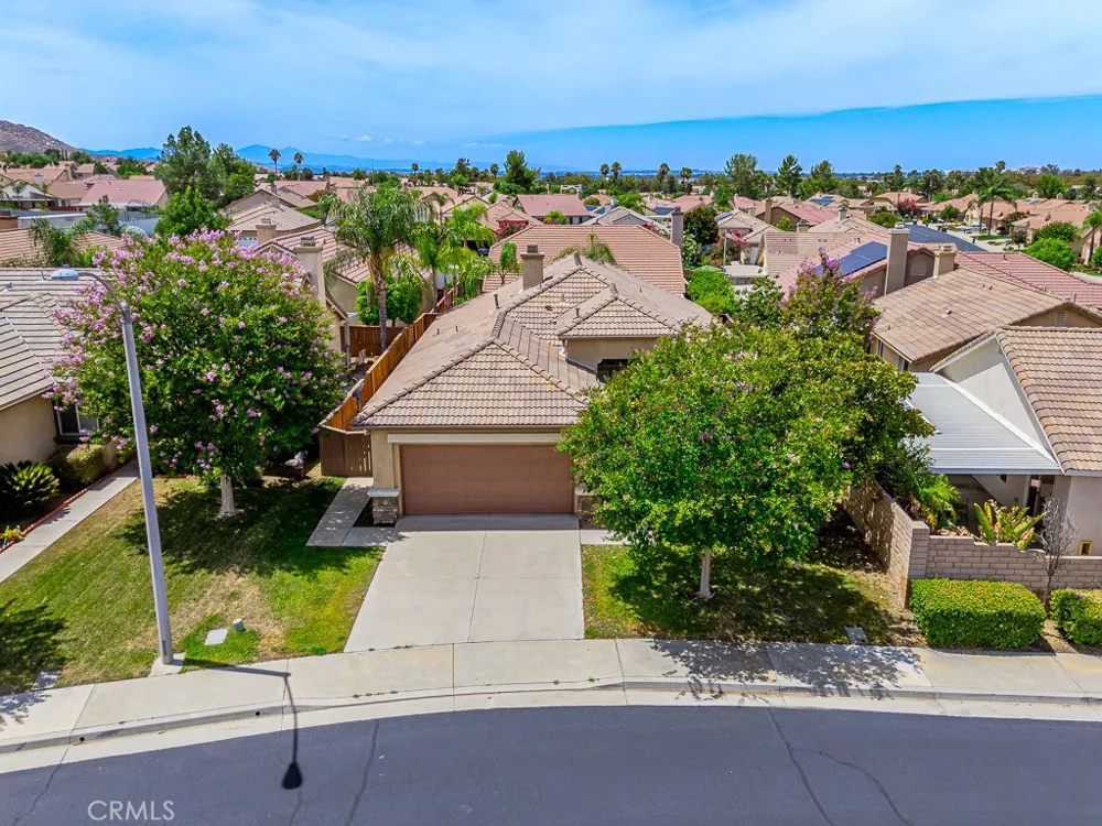 14741 White Mountain Way Moreno Valley, CA 92555