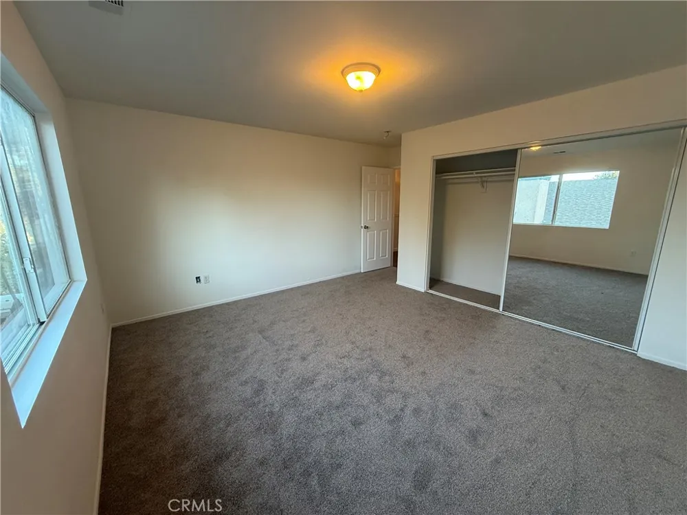 33384 Westlong Lake Elsinore, CA 92530