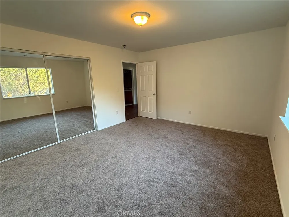 33384 Westlong Lake Elsinore, CA 92530