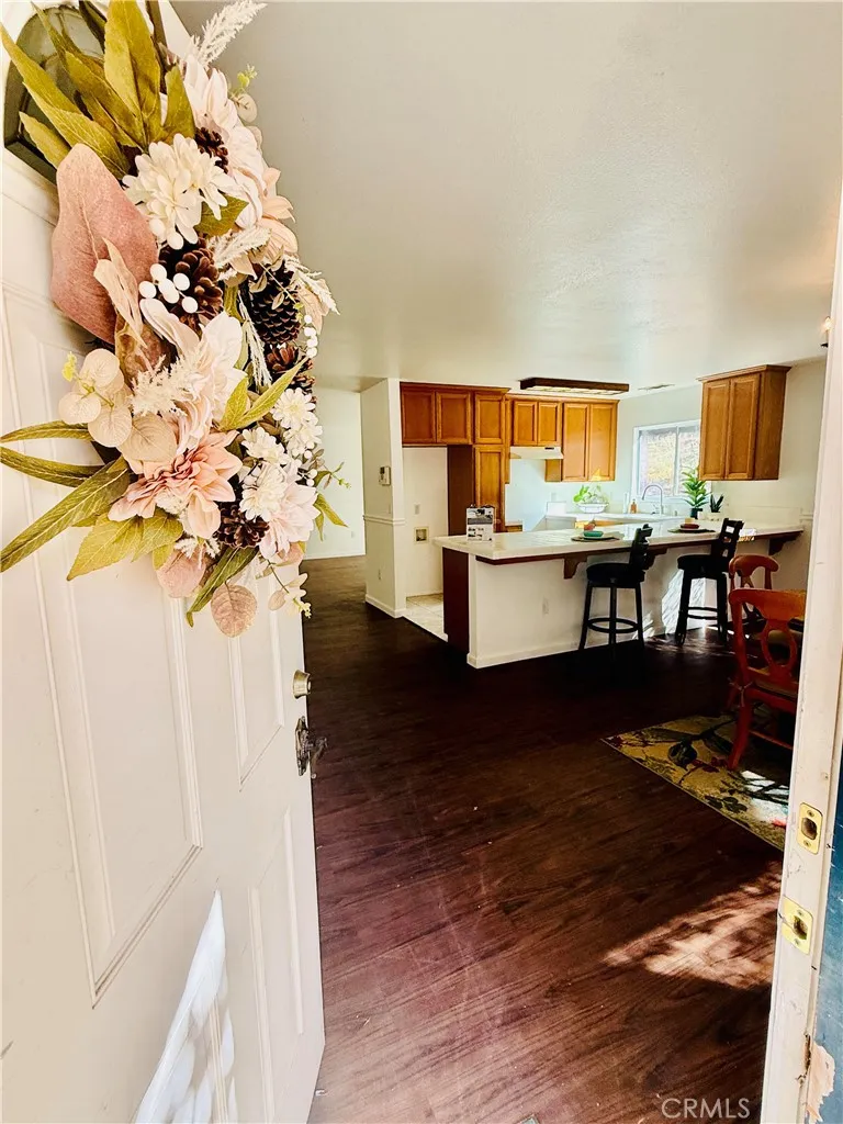33384 Westlong Lake Elsinore, CA 92530