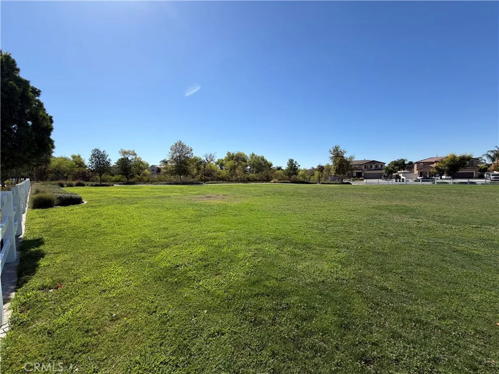 28366 Tupelo Menifee, CA 92584