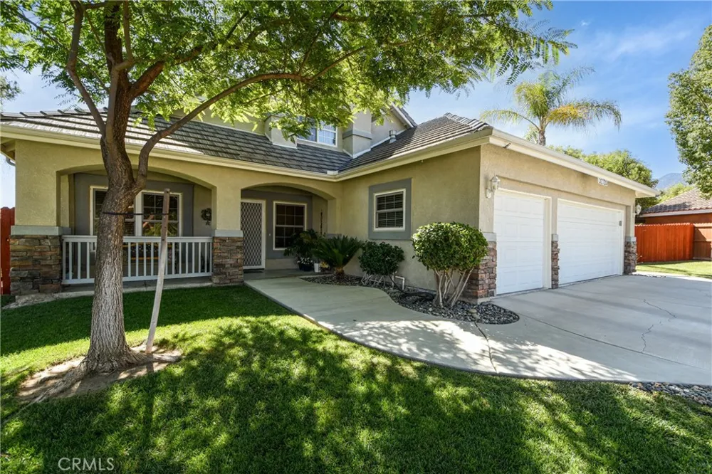 32720 Royal Oak Ln Lake Elsinore, CA 92530