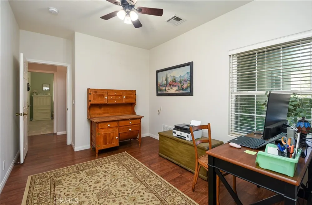 32720 Royal Oak Ln Lake Elsinore, CA 92530