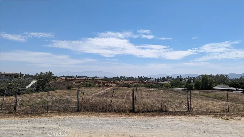 7 Juniper Street Murrieta, CA 92562