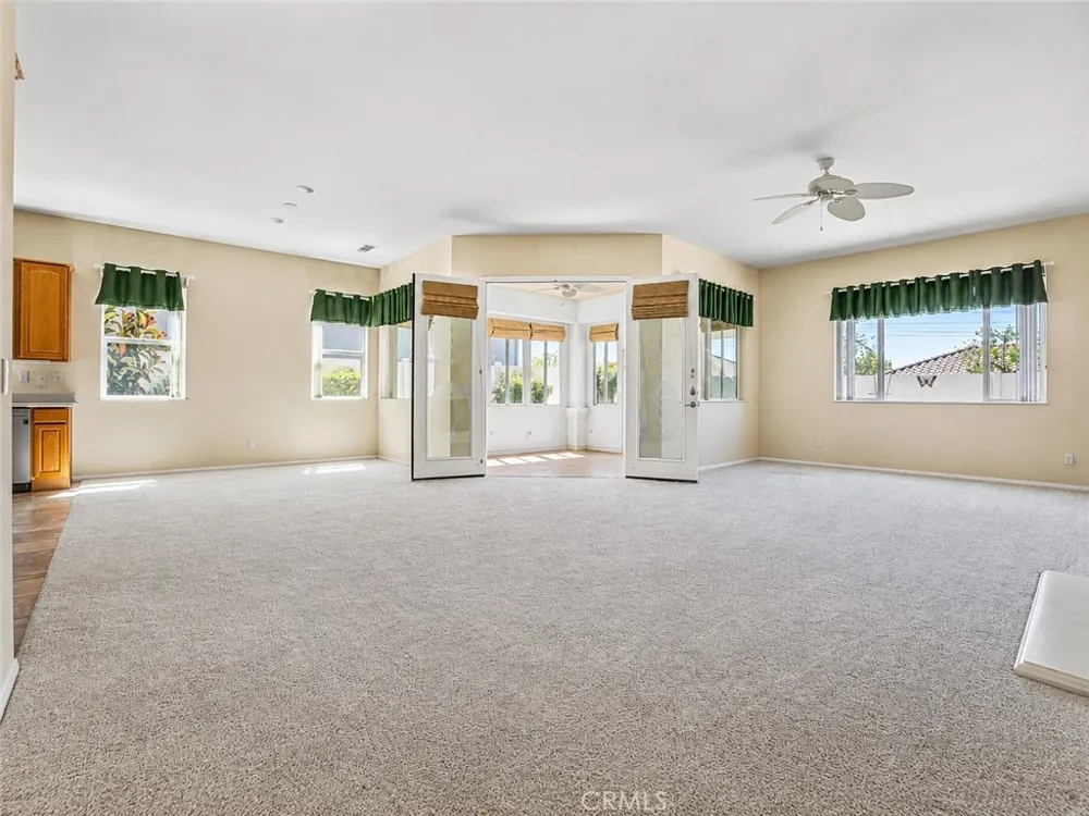 987 Avenal Beaumont, CA 92223