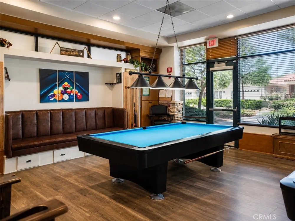 987 Avenal Beaumont, CA 92223