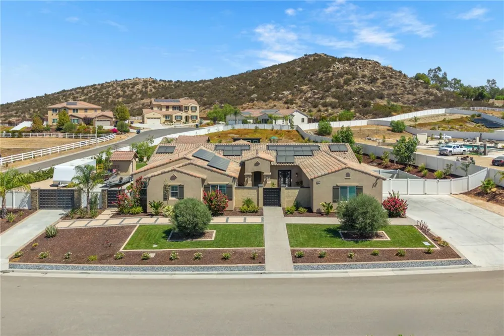 32732 Hayden Rd. Menifee, CA 92584
