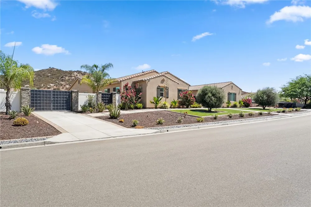 32732 Hayden Rd. Menifee, CA 92584