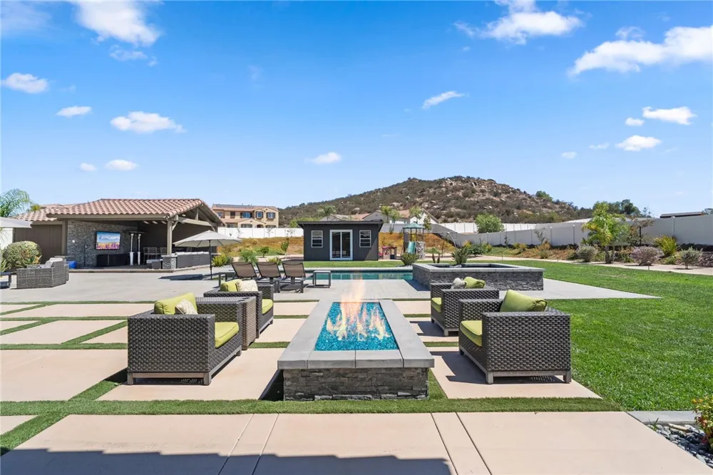 32732 Hayden Rd. Menifee, CA 92584
