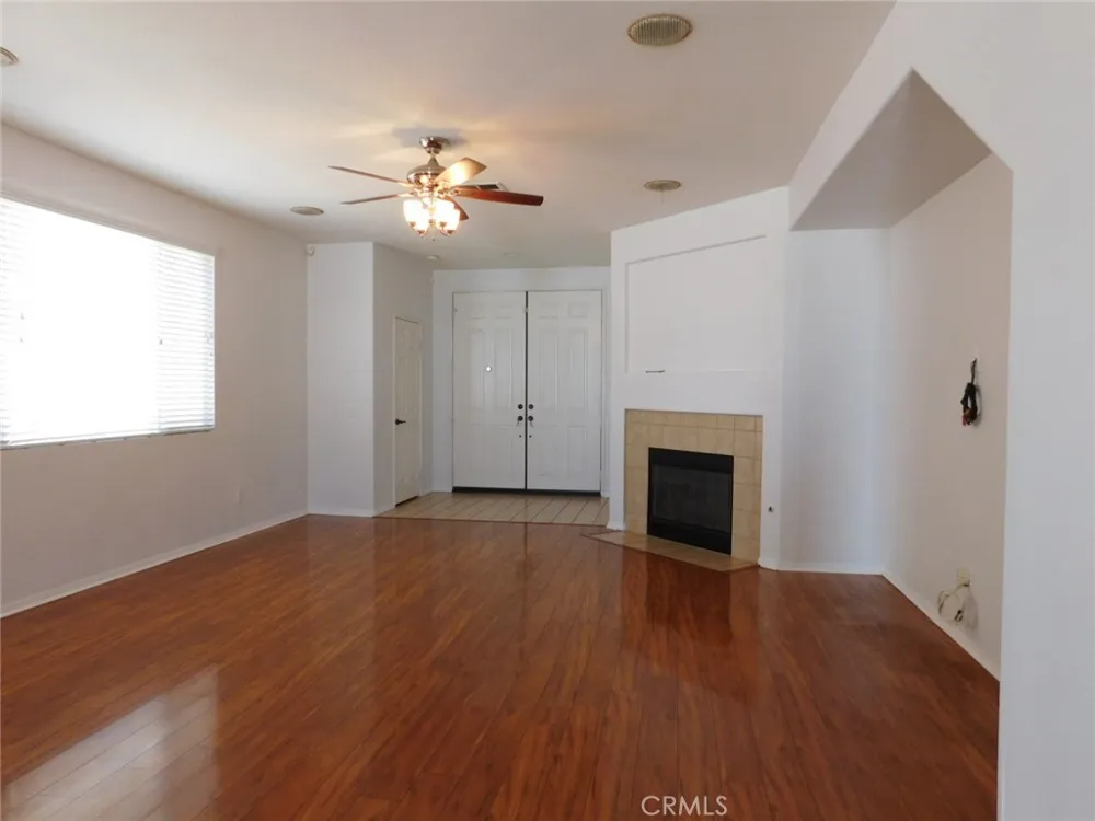 27686 Blue Topaz Romoland, CA 92585