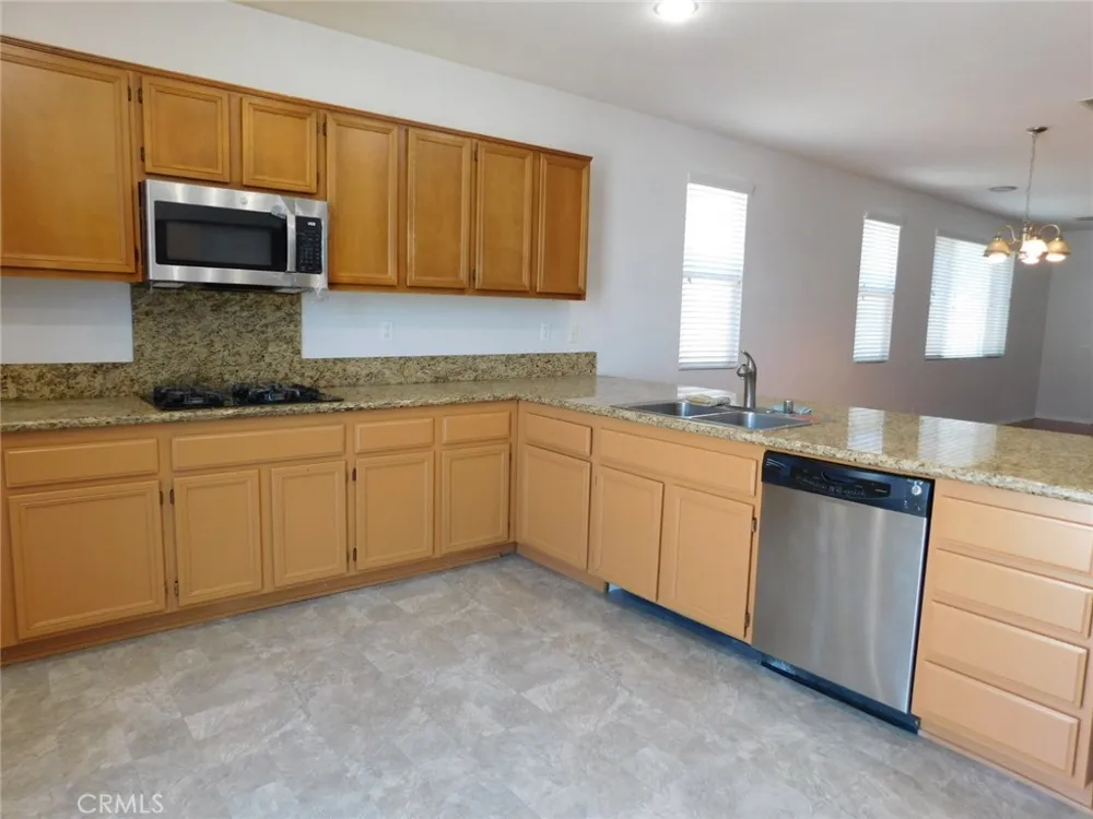 27686 Blue Topaz Romoland, CA 92585