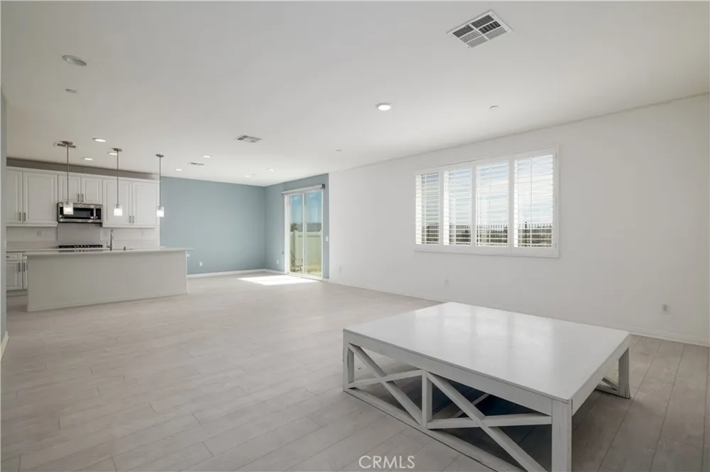 29134 Evans Lake Elsinore, CA 92530