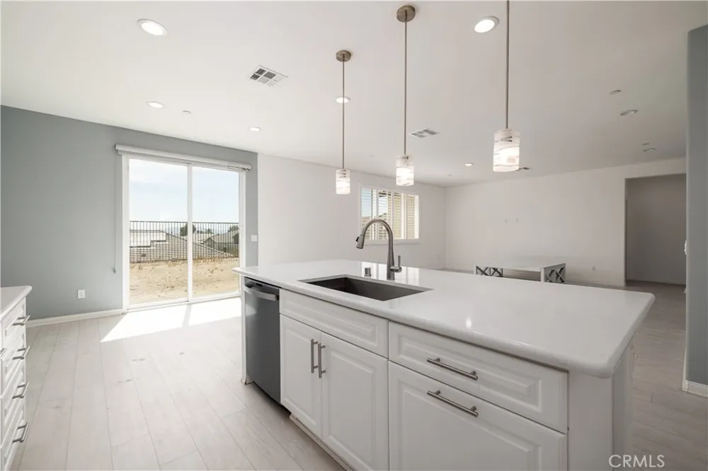 29134 Evans Lake Elsinore, CA 92530