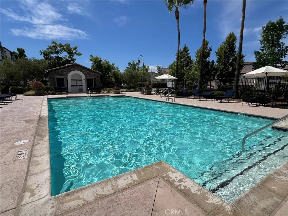 31888 Calle Luz Temecula, CA 92592