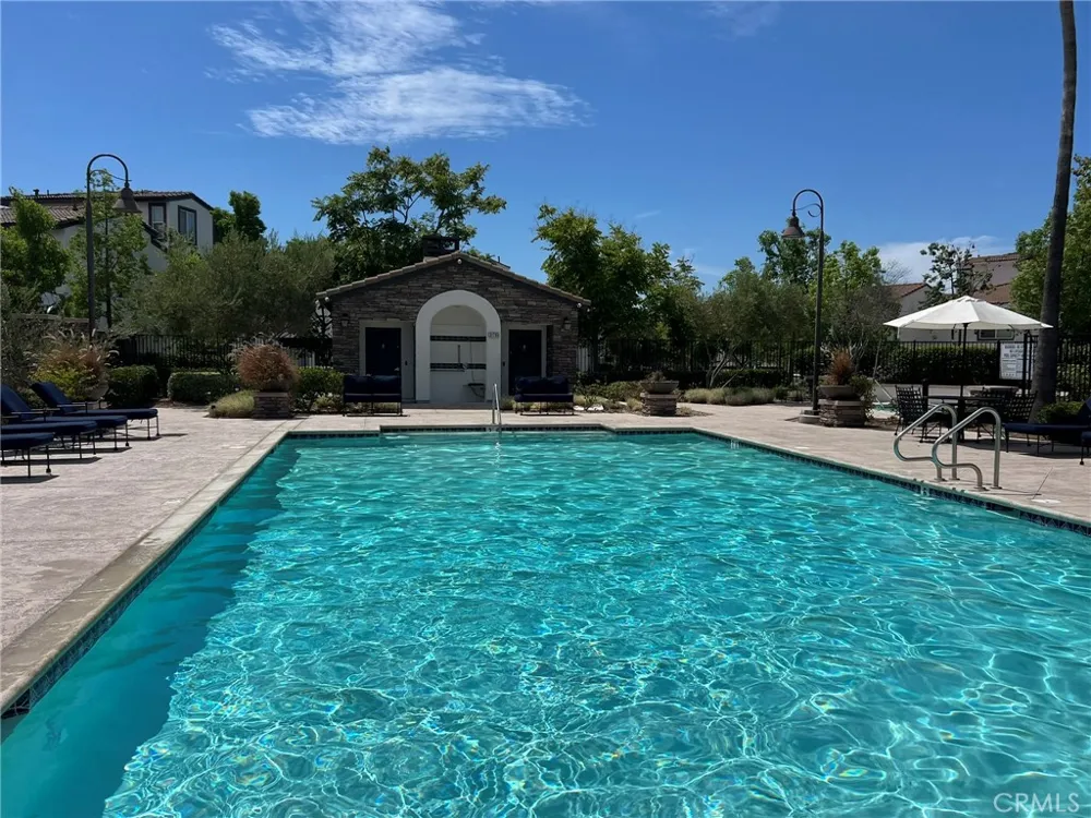 31888 Calle Luz Temecula, CA 92592