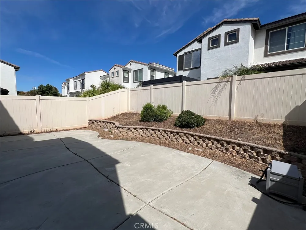 31888 Calle Luz Temecula, CA 92592