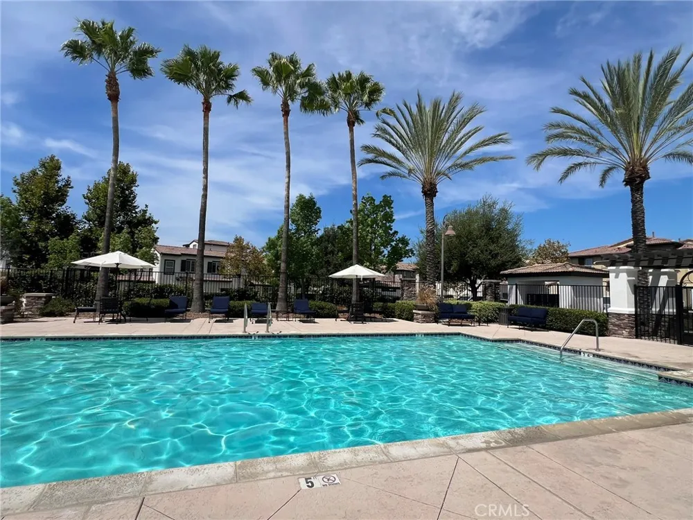 31888 Calle Luz Temecula, CA 92592