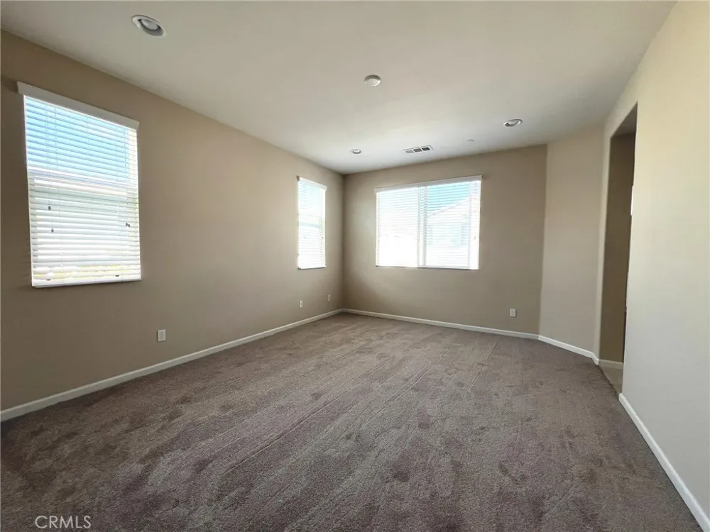 31888 Calle Luz Temecula, CA 92592