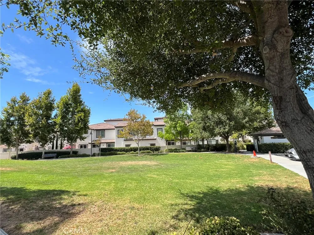 31888 Calle Luz Temecula, CA 92592