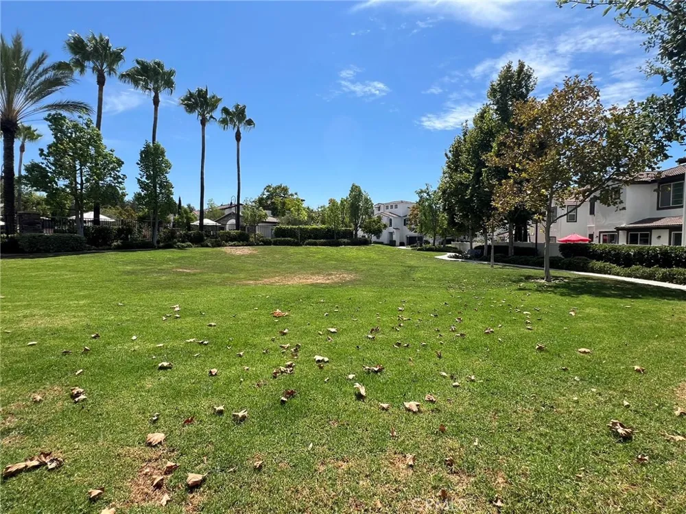 31888 Calle Luz Temecula, CA 92592