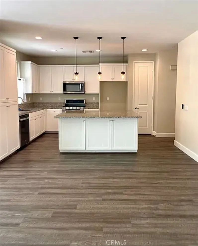 30589 Ticonderoga Court Murrieta, CA 92563