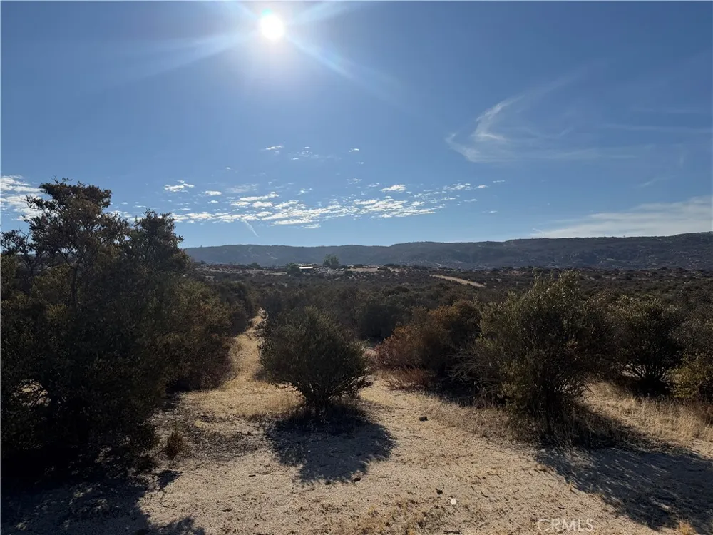 44530 Lewis Valley Hemet, CA 92544