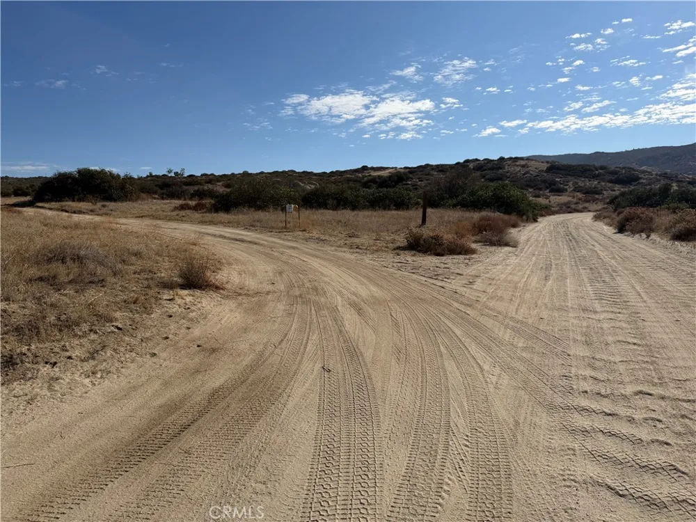 44530 Lewis Valley Hemet, CA 92544