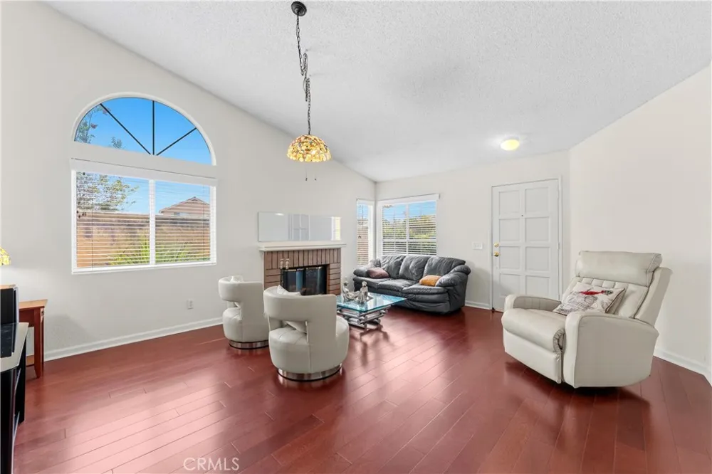 39998 Quigley Murrieta, CA 92562