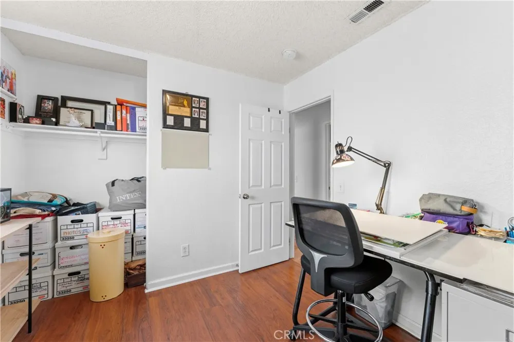 39998 Quigley Murrieta, CA 92562