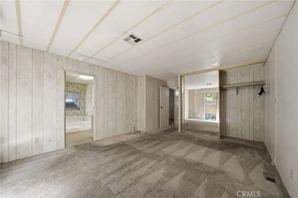 924 San Francisco Hemet, CA 92543