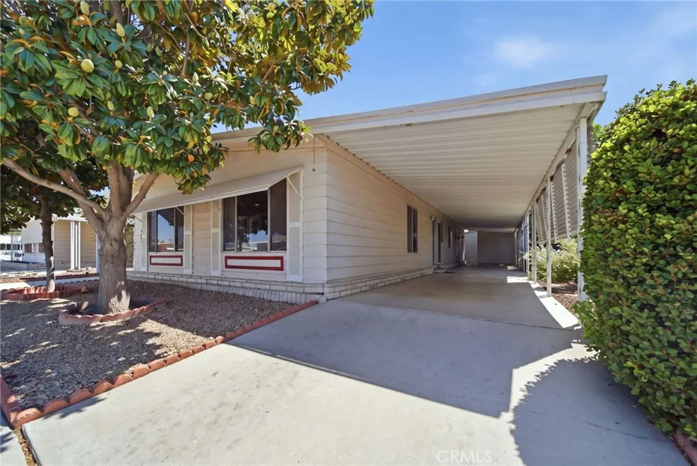 924 San Francisco Hemet, CA 92543