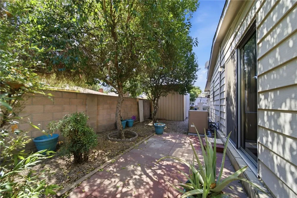 924 San Francisco Hemet, CA 92543