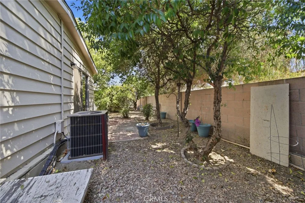 924 San Francisco Hemet, CA 92543