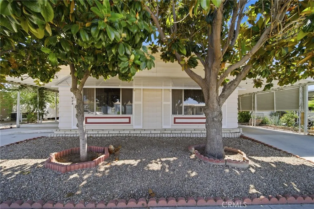 924 San Francisco Hemet, CA 92543