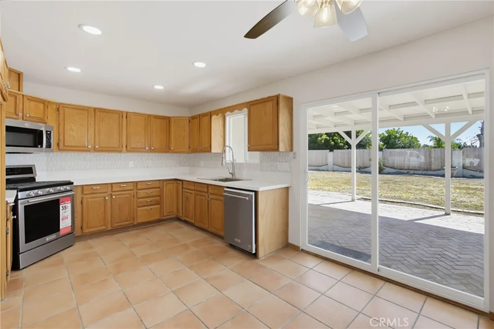 2816 Louise Street Oceanside, CA 92056